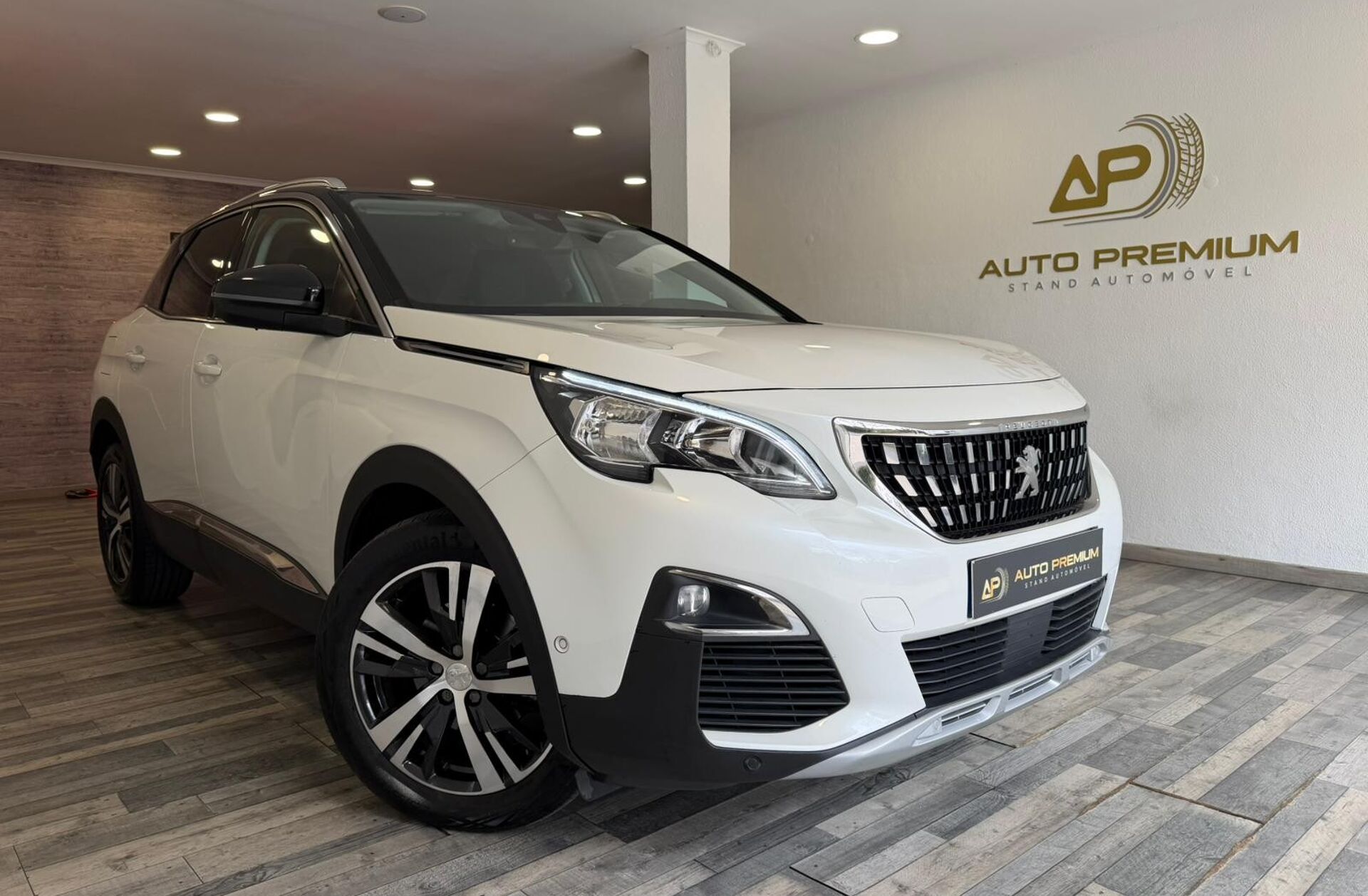 PEUGEOT 3008 1.2 PureTech Allure EAT8