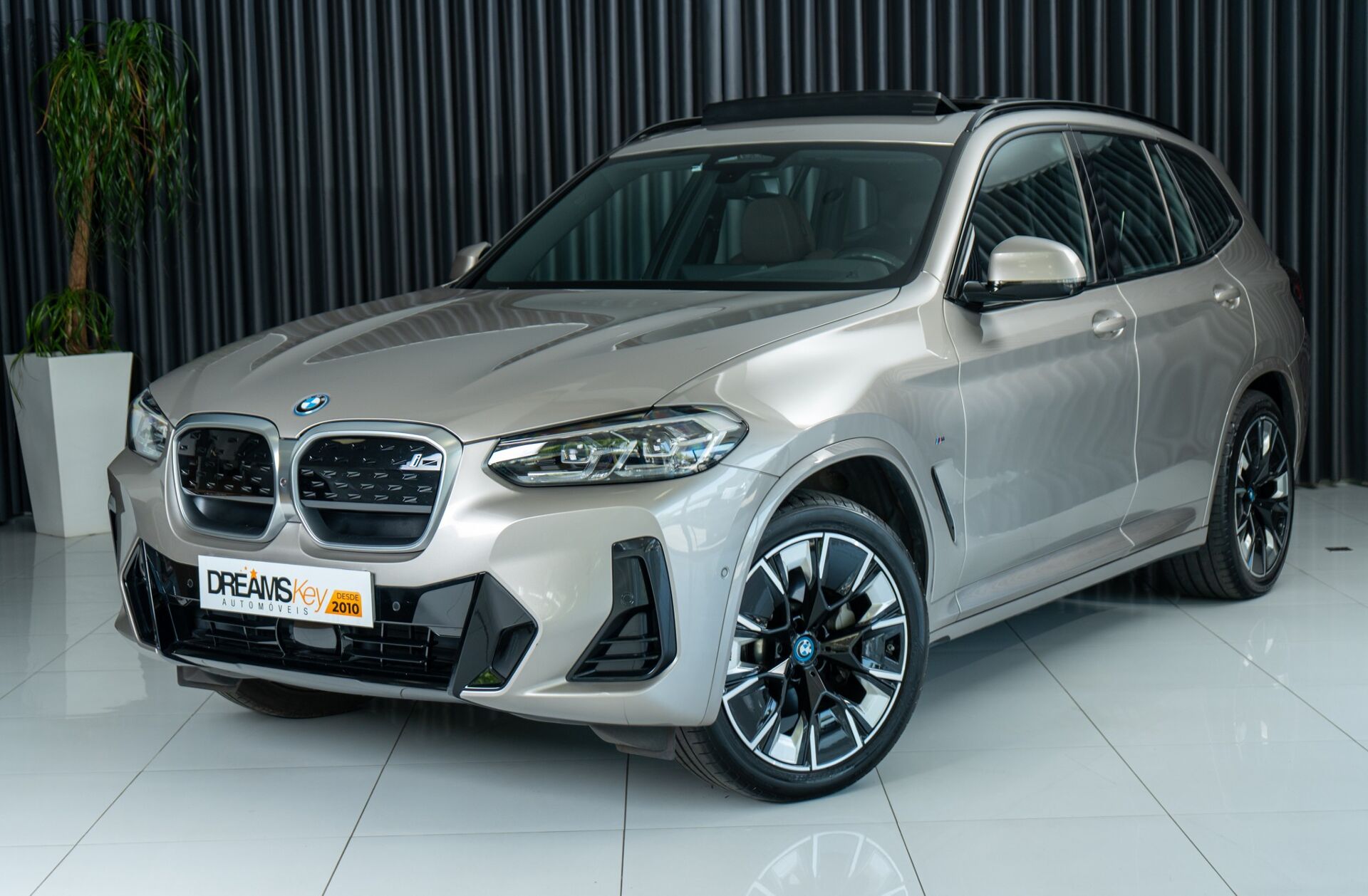 BMW iX3 M Sport Impressive