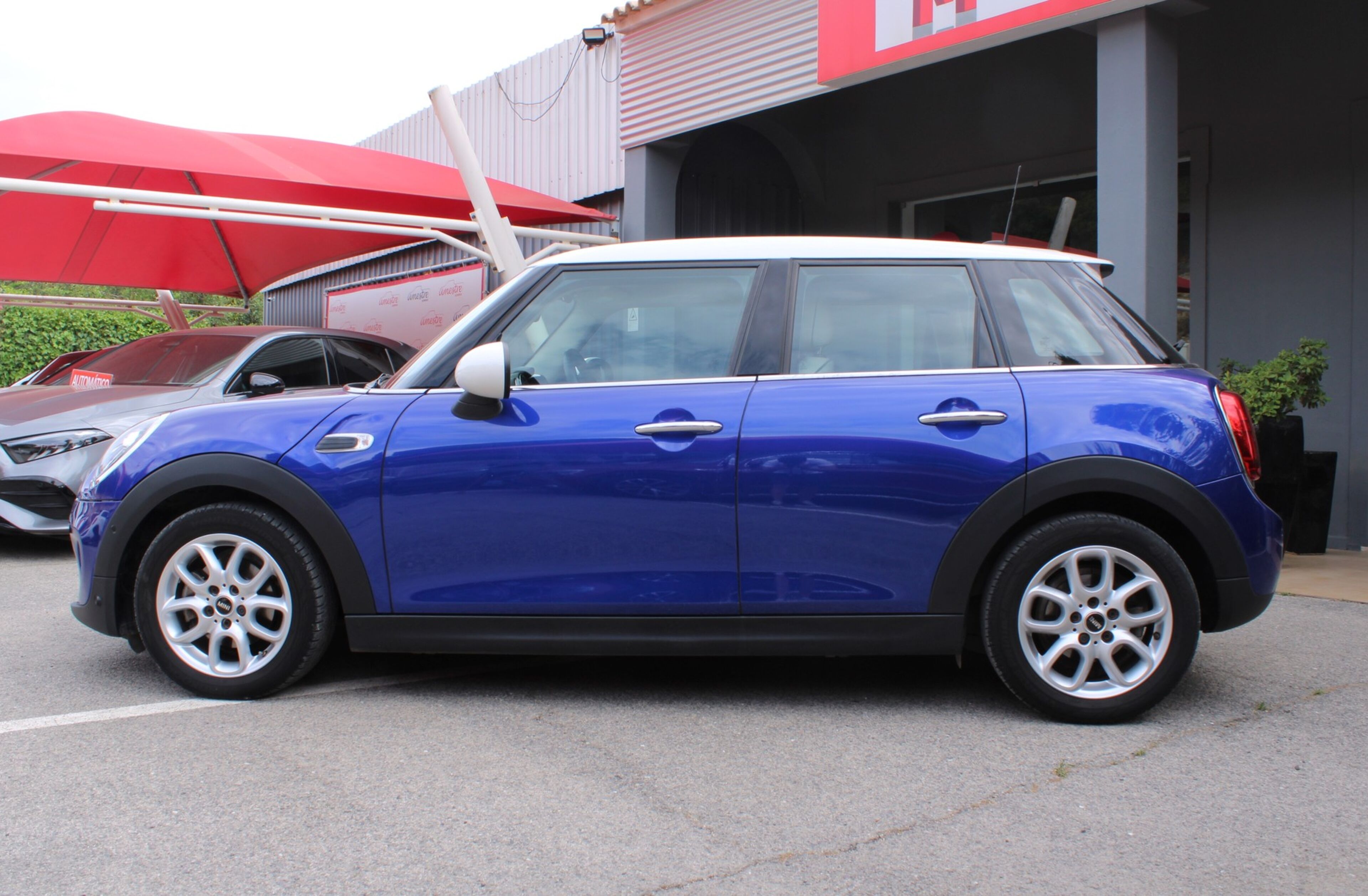 MINI Mini Cooper D Auto