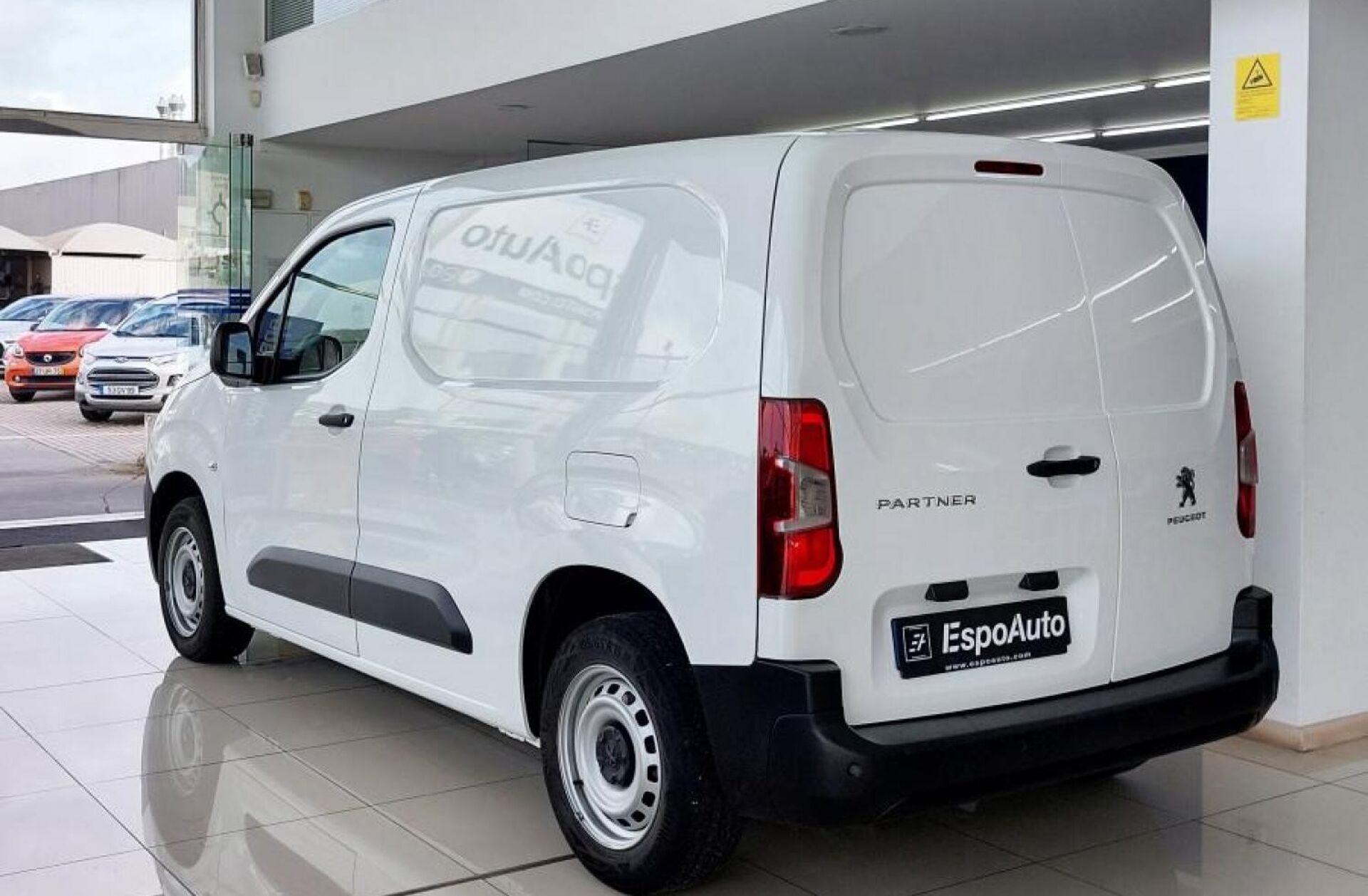 PEUGEOT Partner 1.5 BlueHDi Premium Standard