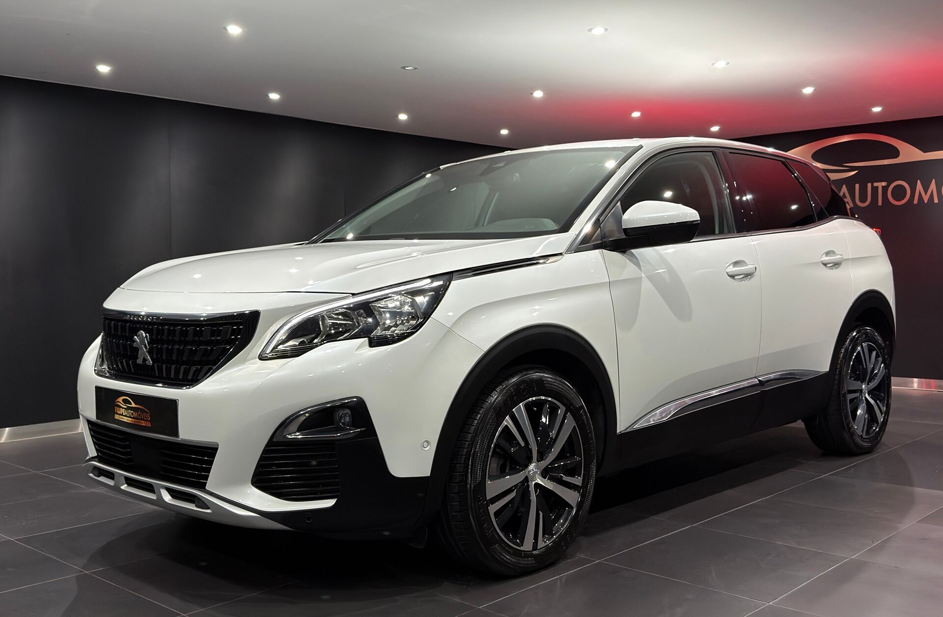PEUGEOT 3008 1.2 PureTech Allure