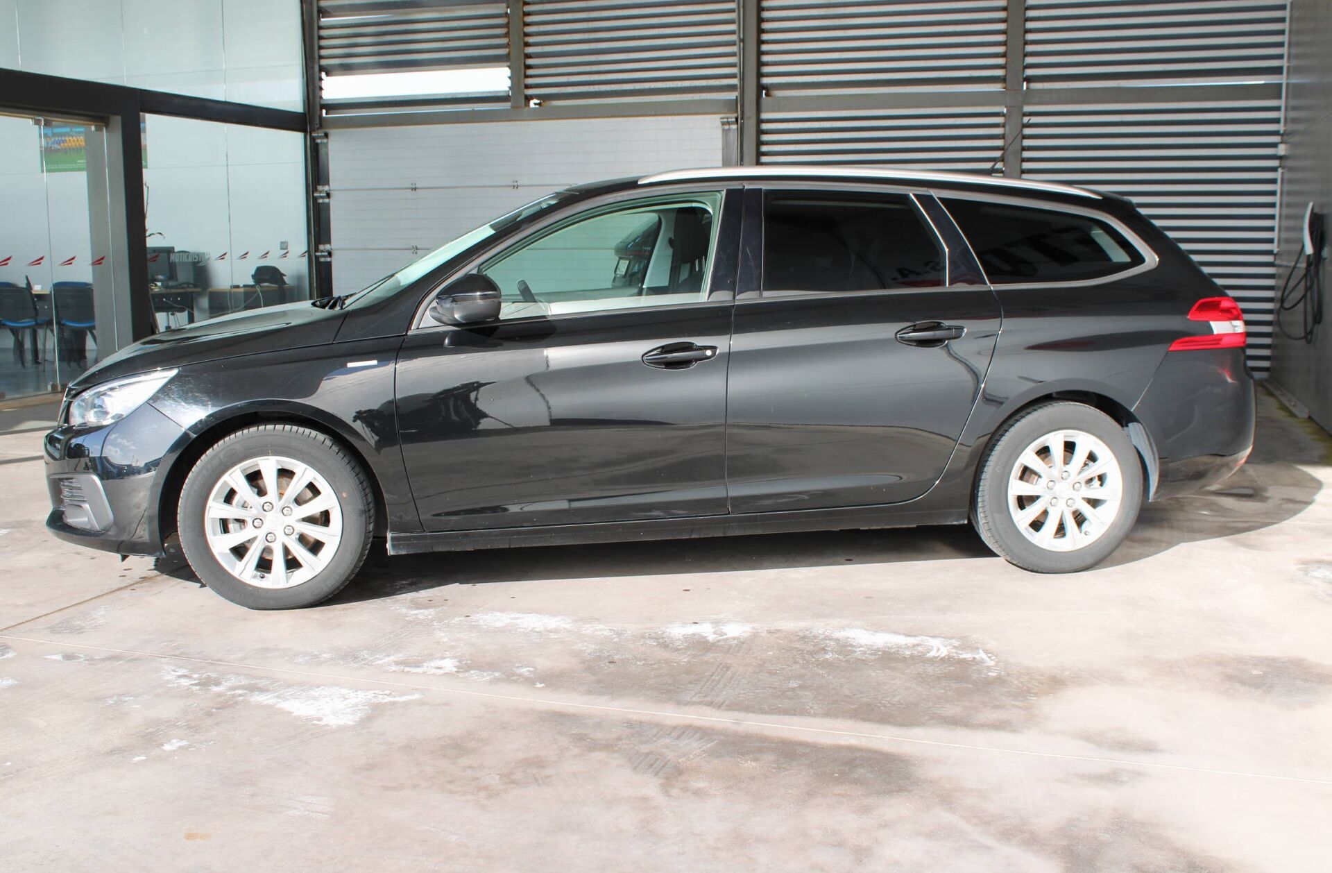 PEUGEOT 308 SW 1.2 PureTech Style