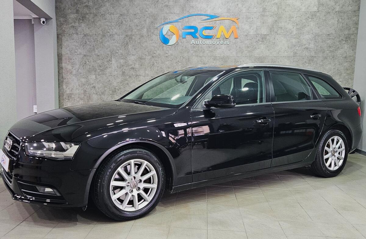 AUDI A4 2.0 TDi