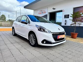 PEUGEOT 208 1.6 BlueHDi Style