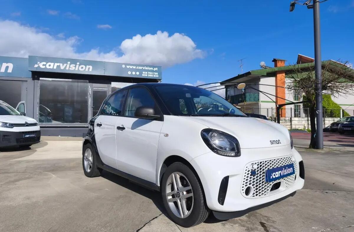 SMART Forfour EQ Pulse