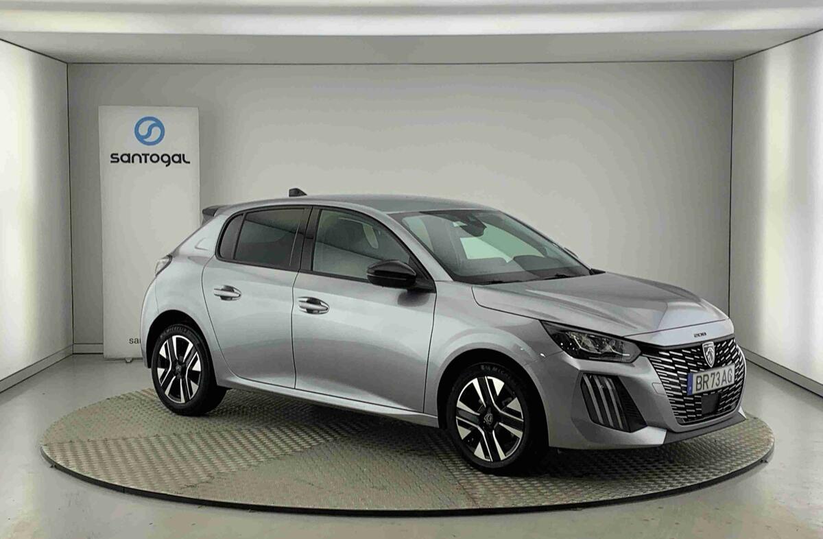 PEUGEOT 208 1.2 Hybrid Allure e-DCS6