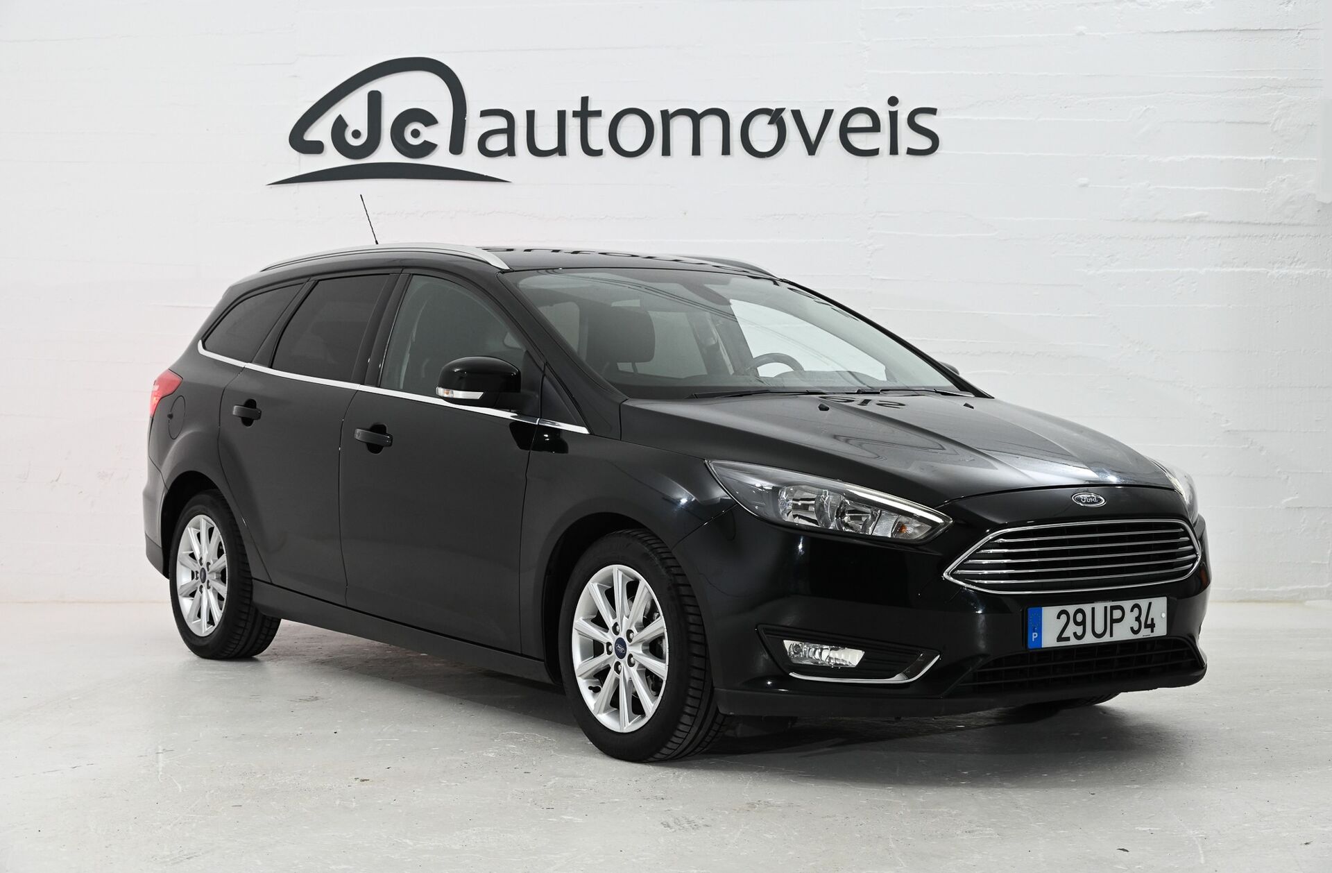 FORD Focus 1.0 EcoBoost Titanium