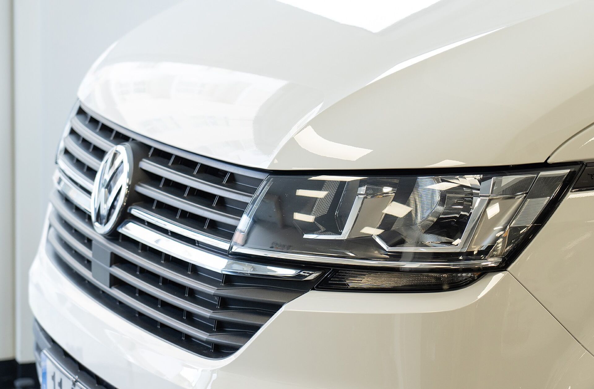 VOLKSWAGEN Transporter 2.0 TDI Extra AC