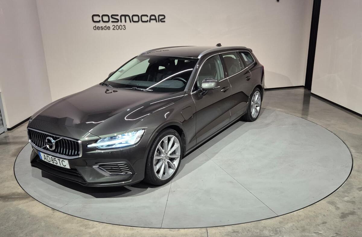 VOLVO V60 2.0 T6 AWD TE Inscription Expression