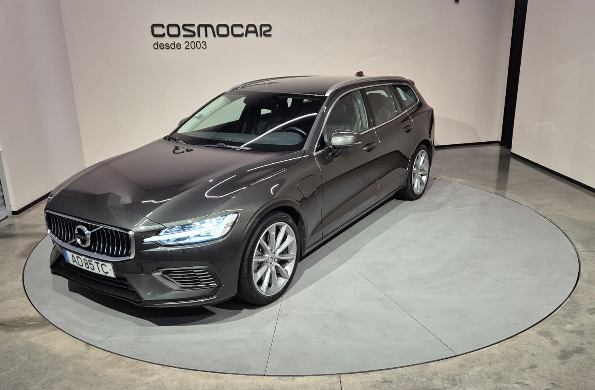 VOLVO V60 2.0 T6 AWD TE Inscription Expression