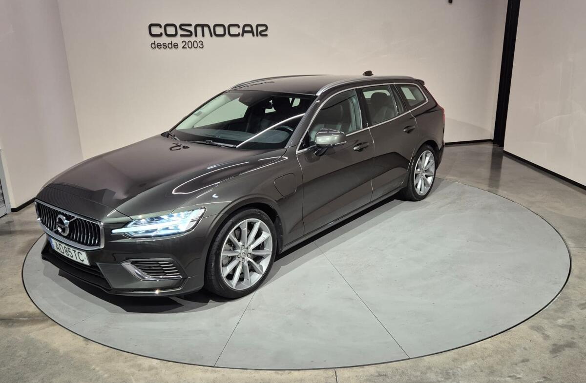 VOLVO V60 2.0 T6 AWD TE Inscription Expression