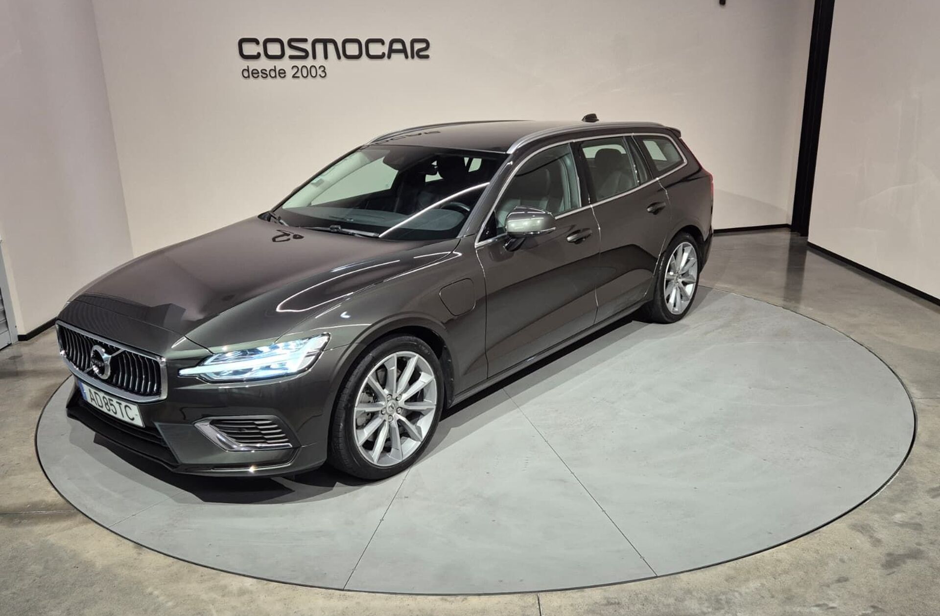 VOLVO V60 2.0 T6 AWD TE Inscription Expression