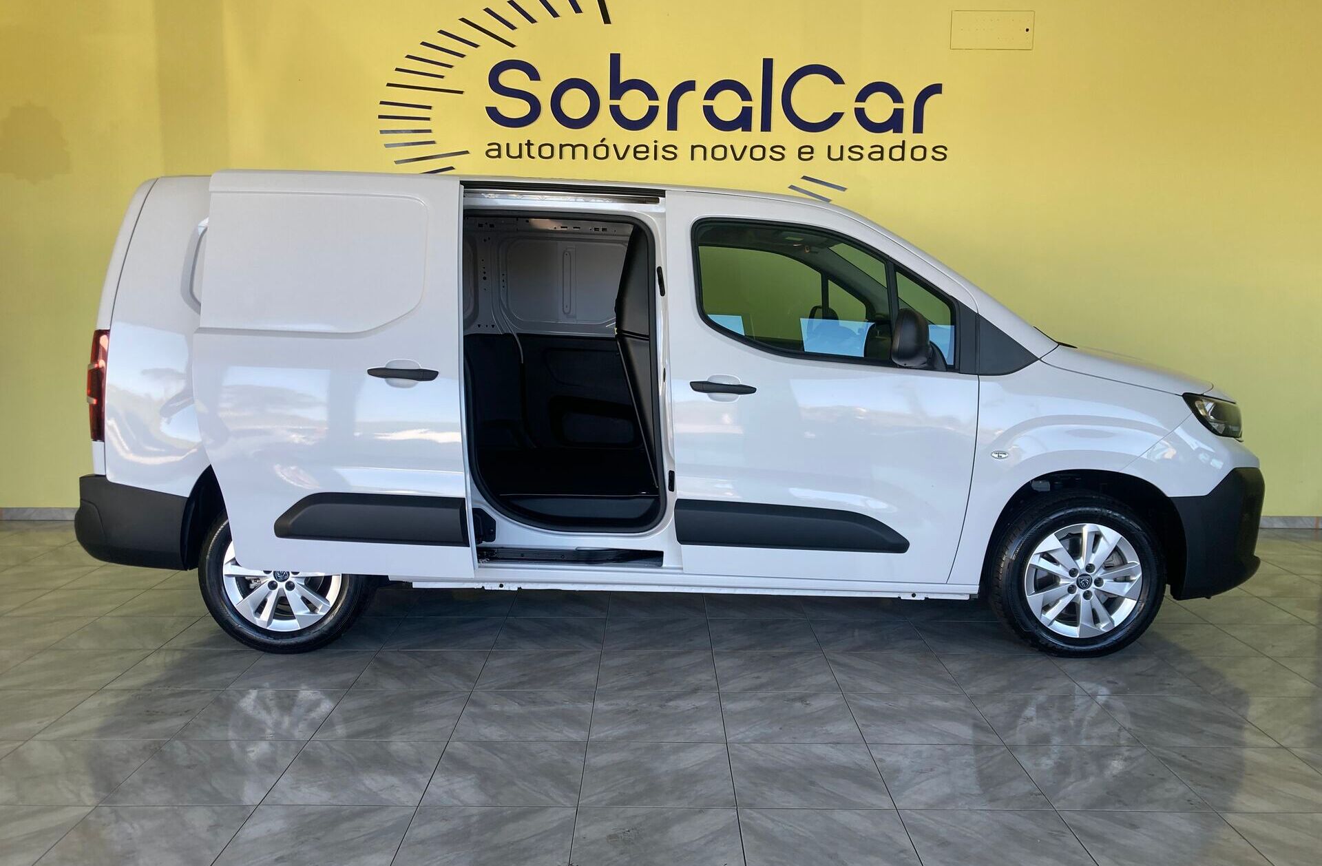 PEUGEOT Partner 1.5 BlueHDi Longa EAT8