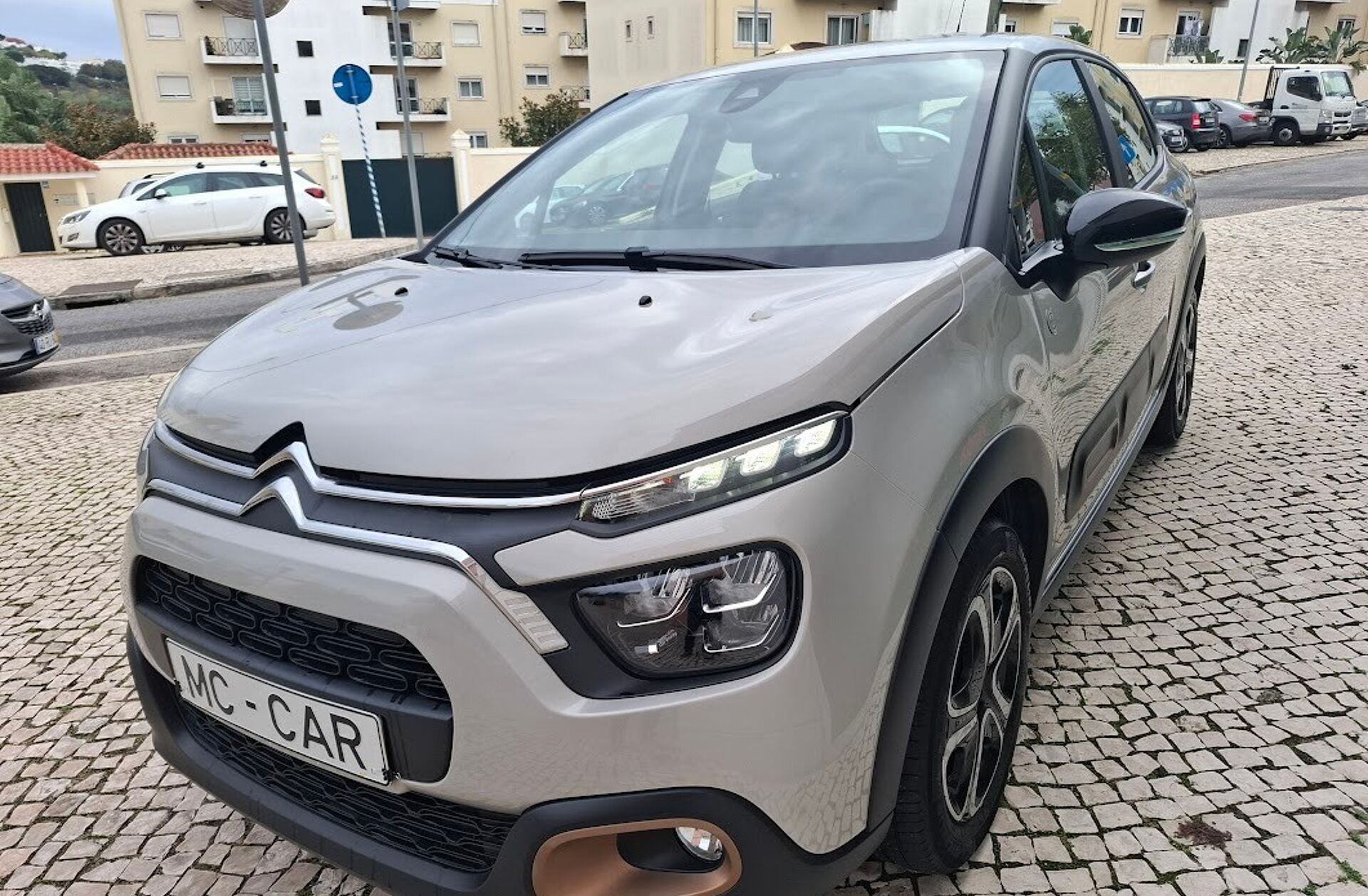CITROEN C3 1.2 PureTech C-Series
