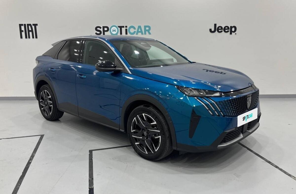 PEUGEOT 3008 1.2 Hybrid Allure e-DCS6