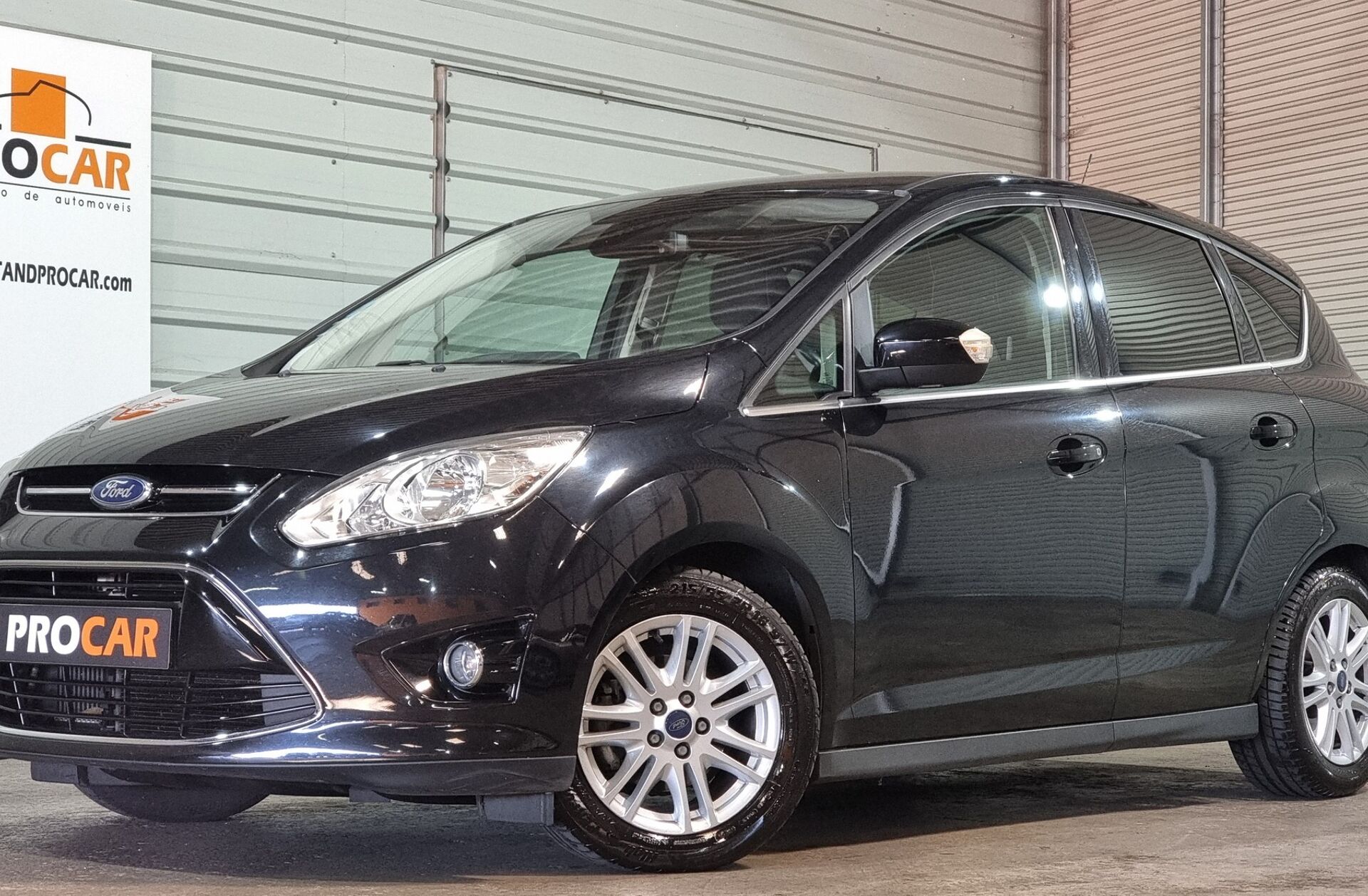 FORD C-Max C-MAX 1.0 SCTi Titanium Edition