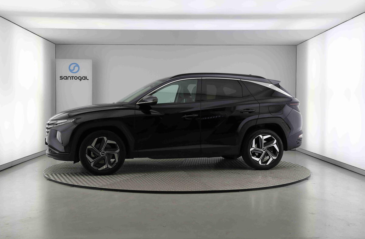 HYUNDAI Tucson 1.6 T-GDI HEV Vanguard+TA