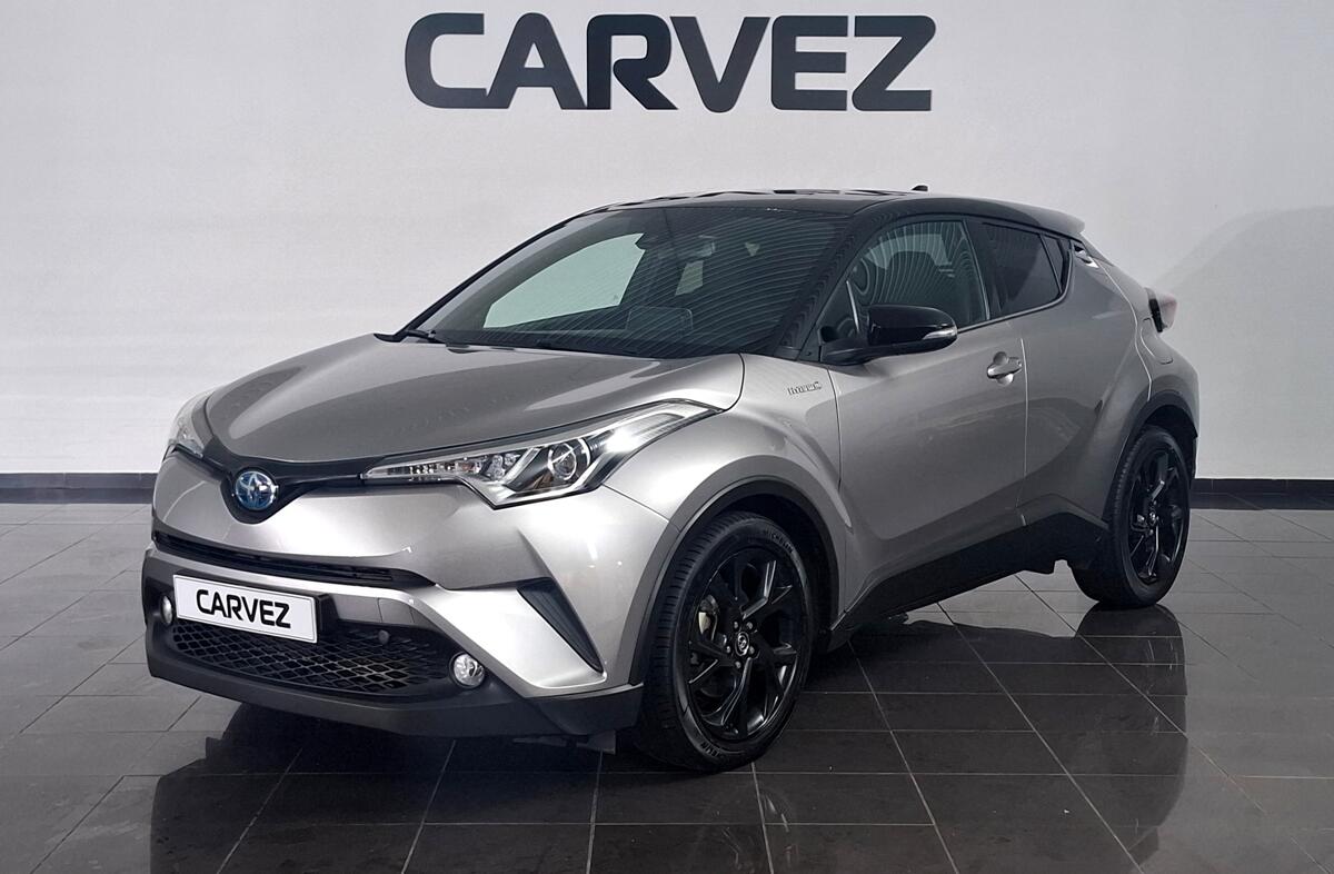 TOYOTA C-HR 1.8 Hybrid Square Collection