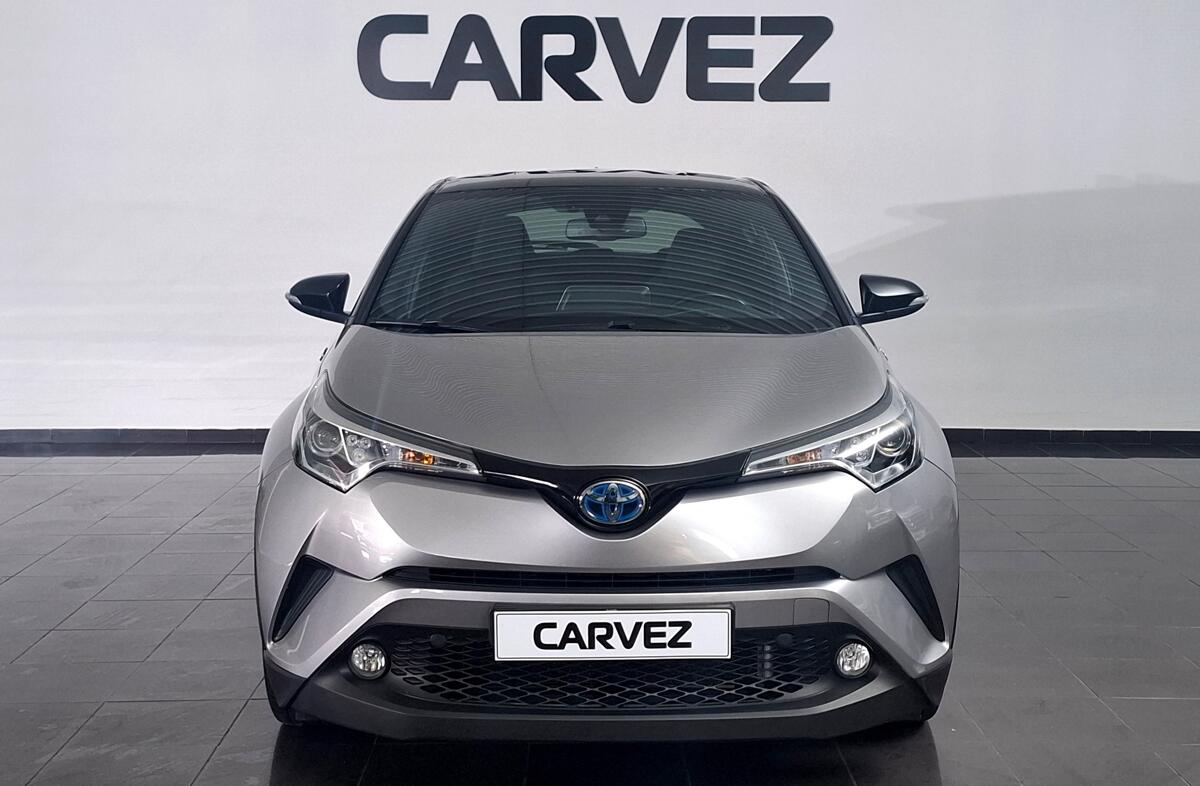 TOYOTA C-HR 1.8 Hybrid Square Collection