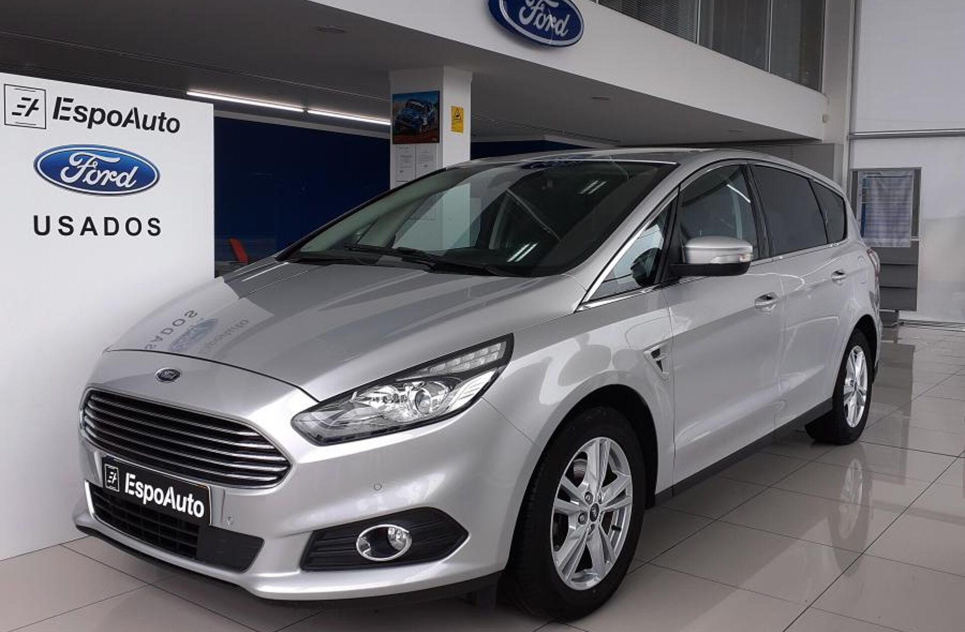 FORD S-MAX 2.0 TDCi Titanium