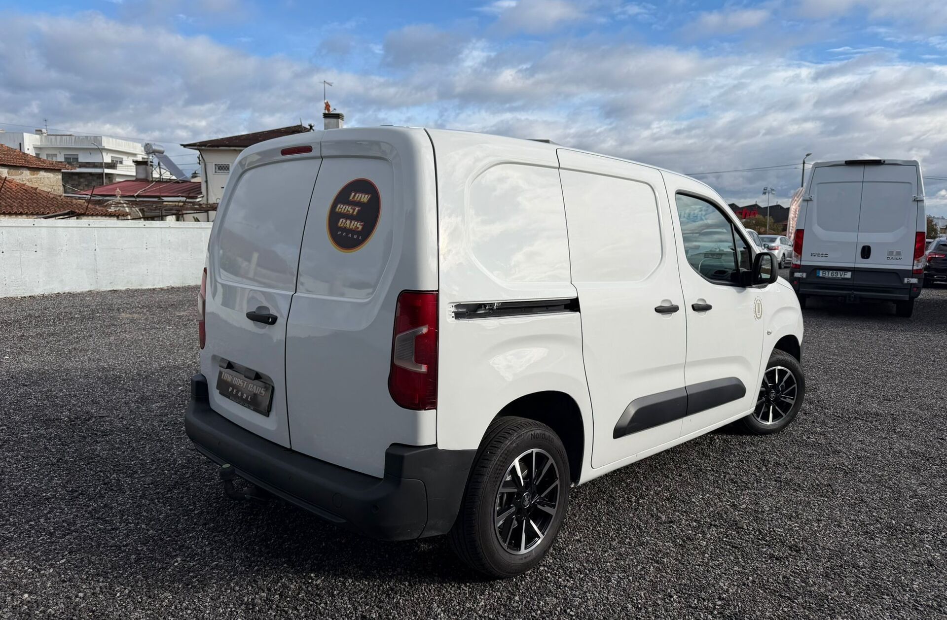 PEUGEOT Partner 1.5 BlueHDi Premium Longa