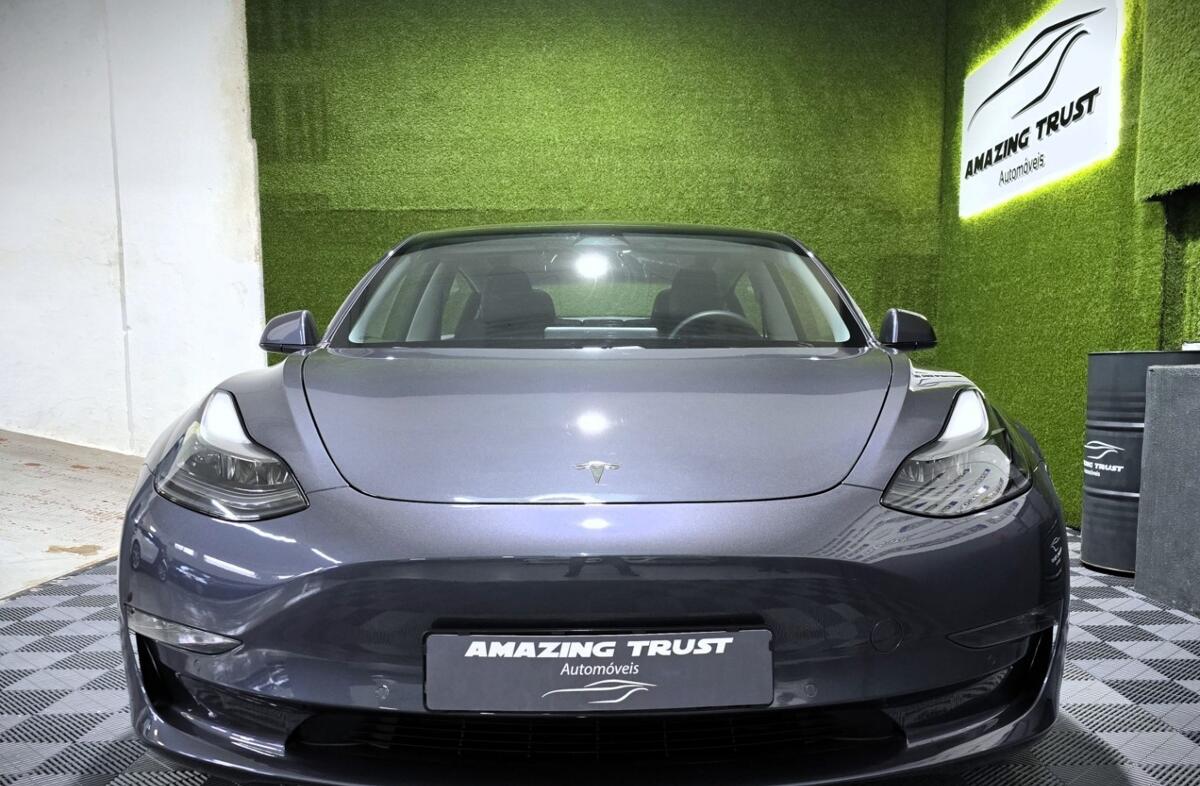 TESLA Model 3 Long Range Tração Integral