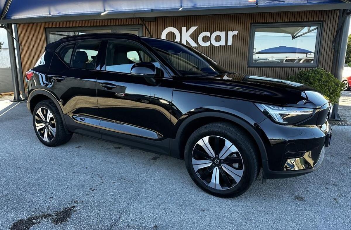 VOLVO XC40 Recharge Core