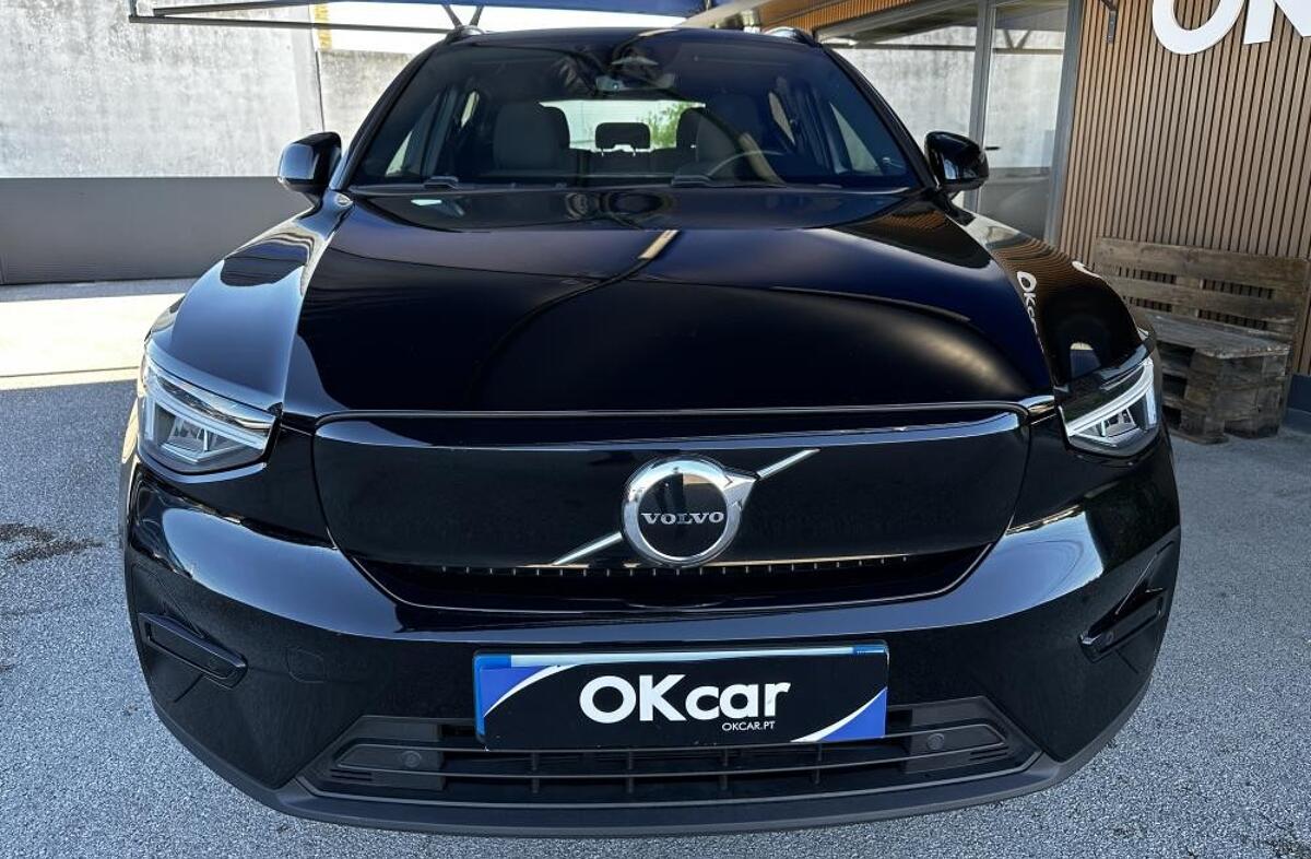 VOLVO XC40 Recharge Core