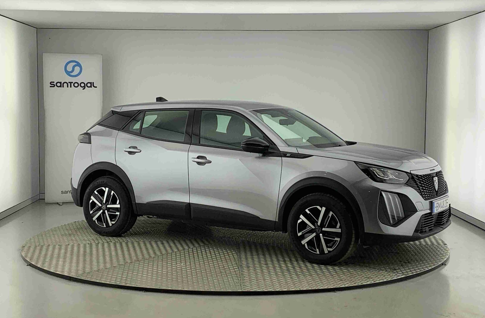 PEUGEOT 2008 e- 54 kWh Active