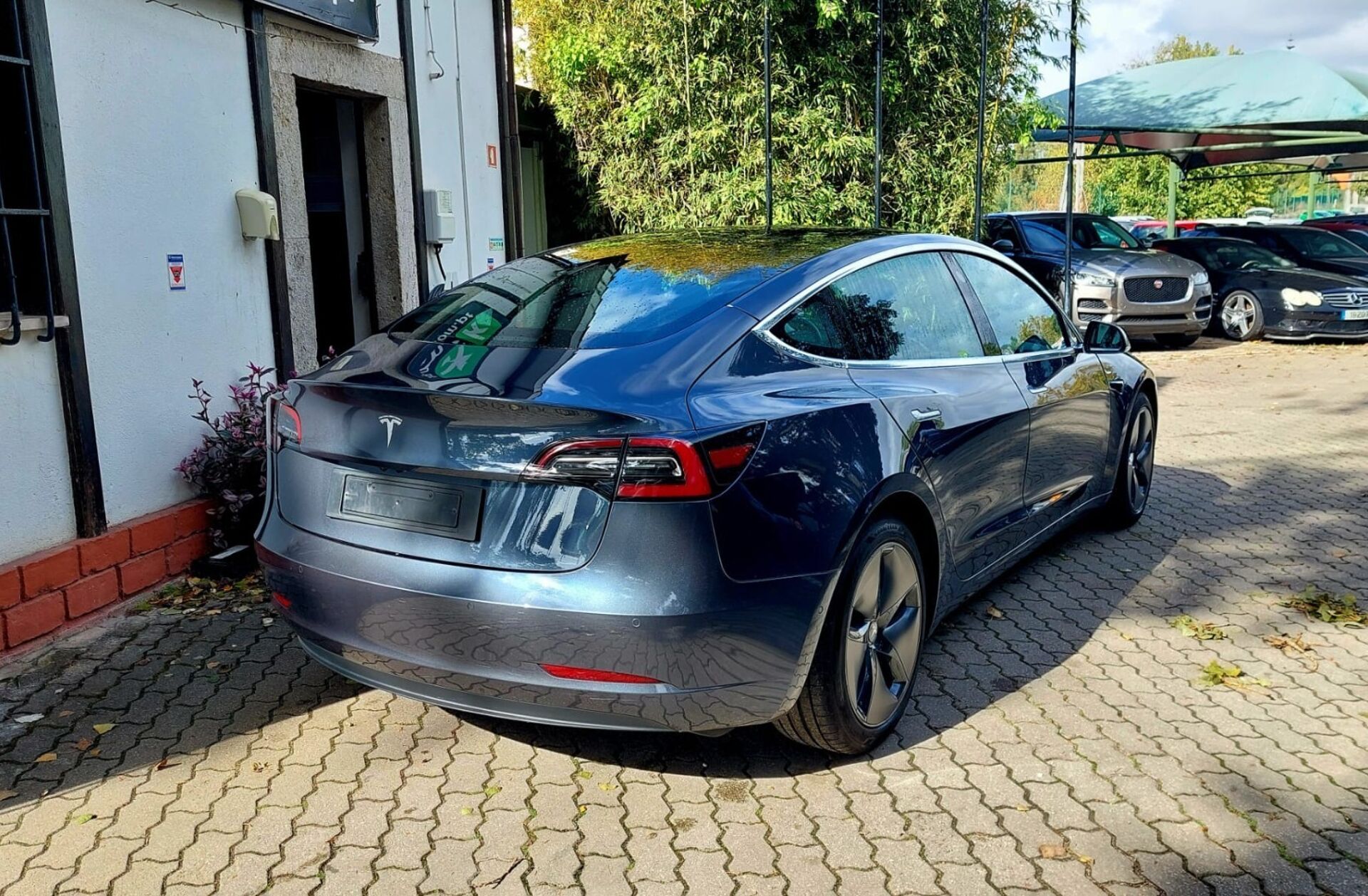 TESLA Model 3 Standard Range Plus RWD