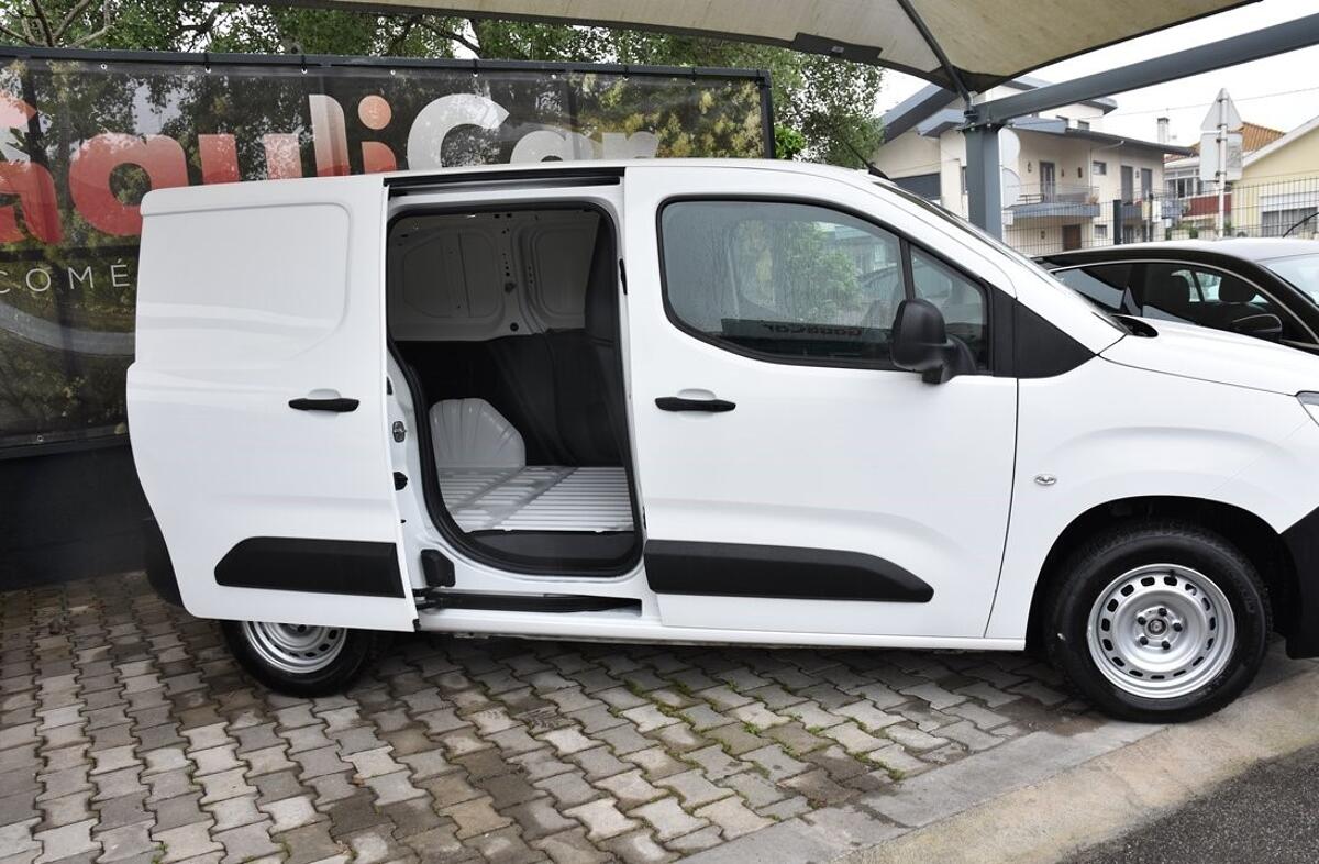 CITROEN Berlingo 1.5 BlueHDi M Shine Pack