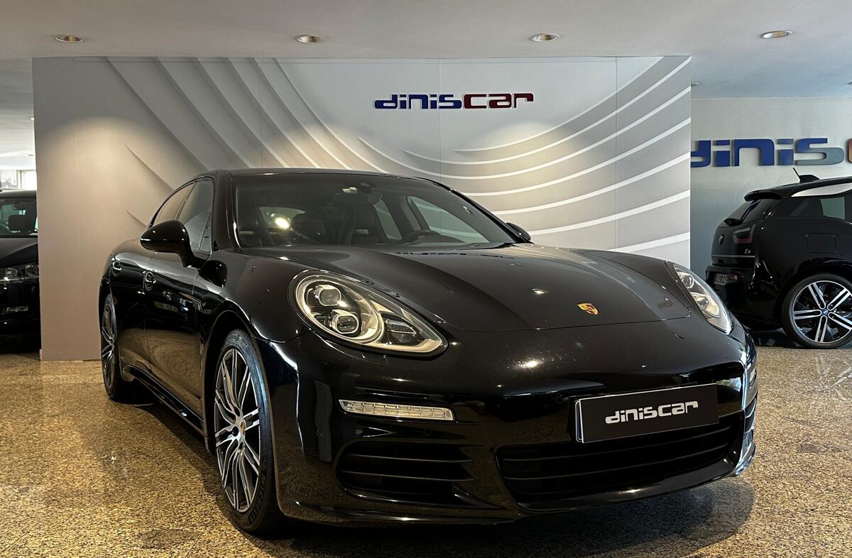 PORSCHE Panamera Panamera