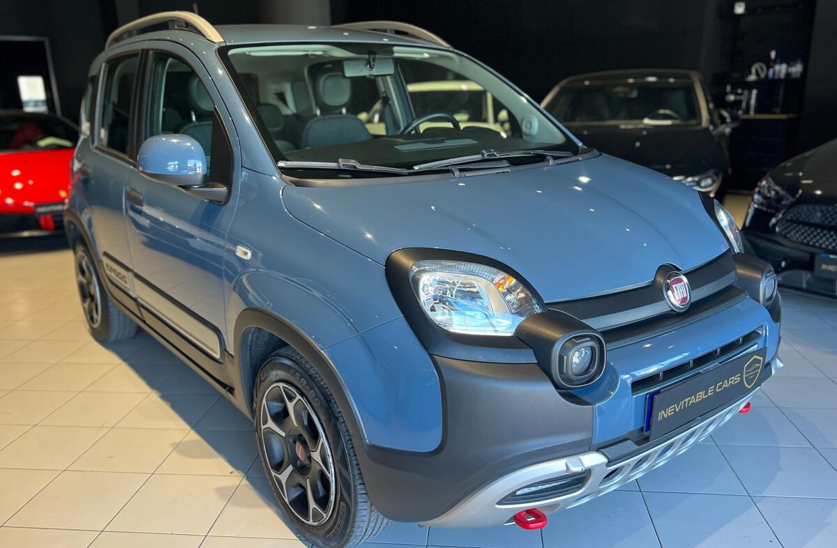 FIAT Panda 1.0 Hybrid Cross