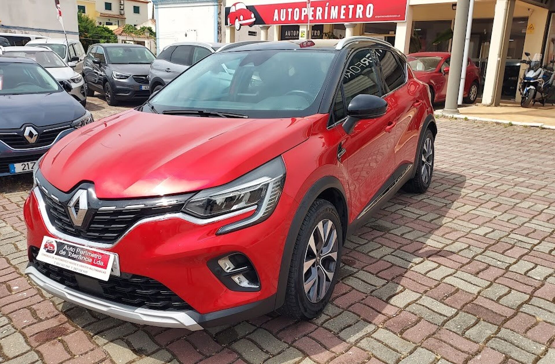 RENAULT Captur 1.0 TCe Exclusive