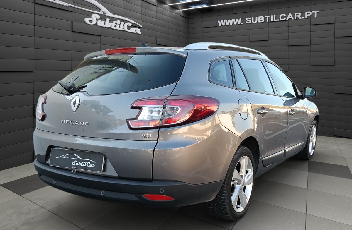 RENAULT Mégane C.C.1.6 dCi Exclusive SS