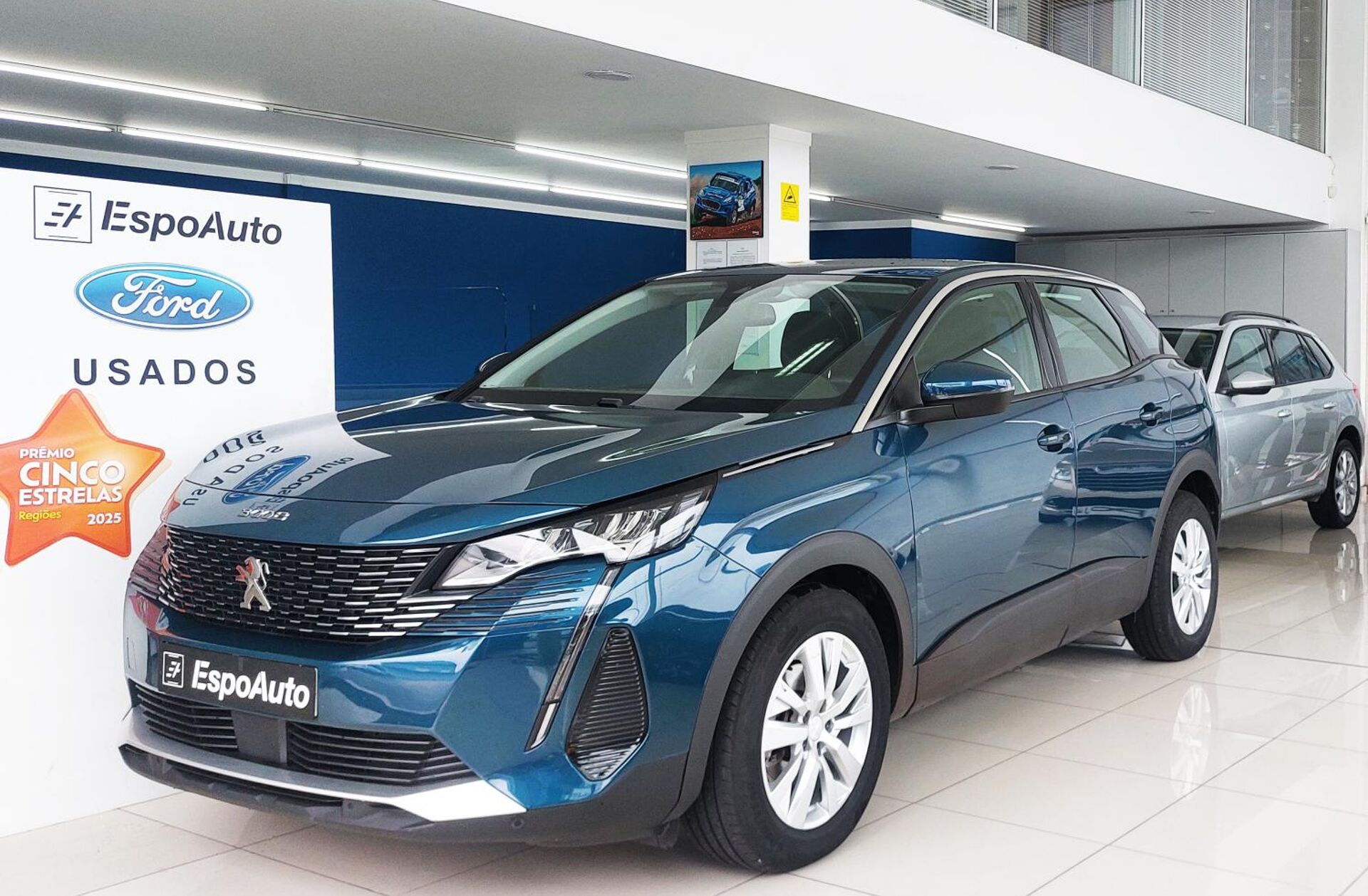 PEUGEOT 3008 1.2 PureTech Active