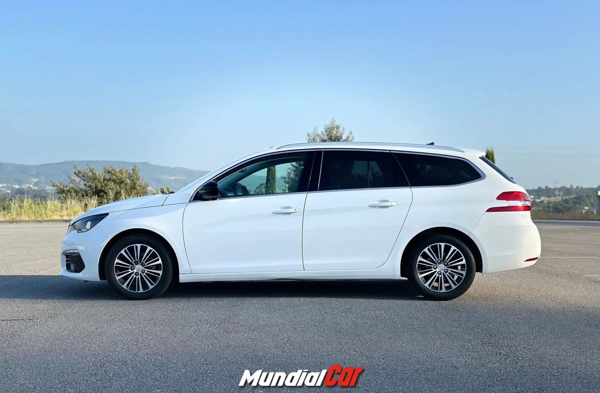PEUGEOT 308 SW 1.5 BlueHDi Style EAT8