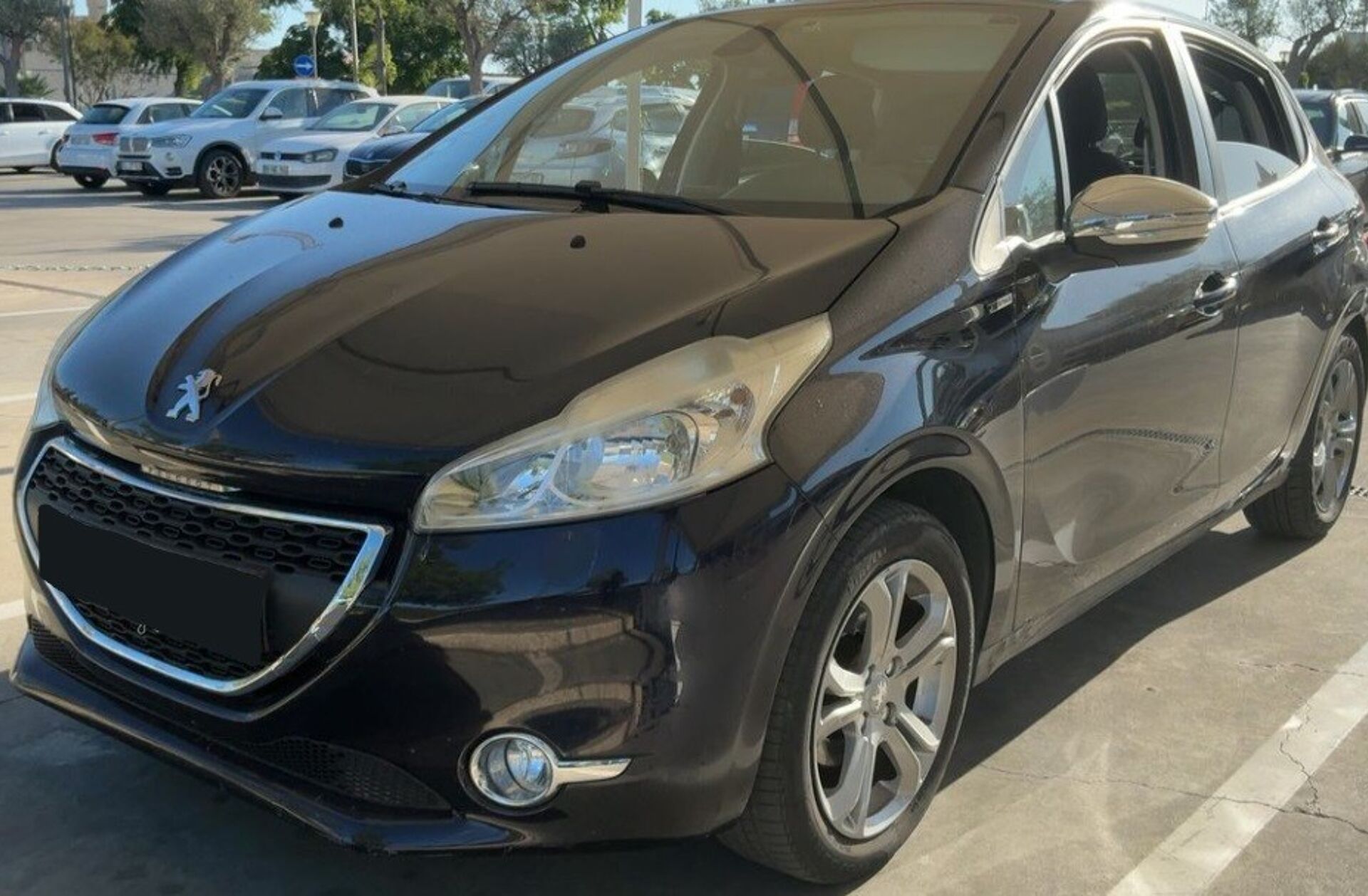 PEUGEOT 208 1.2 VTi SE Style