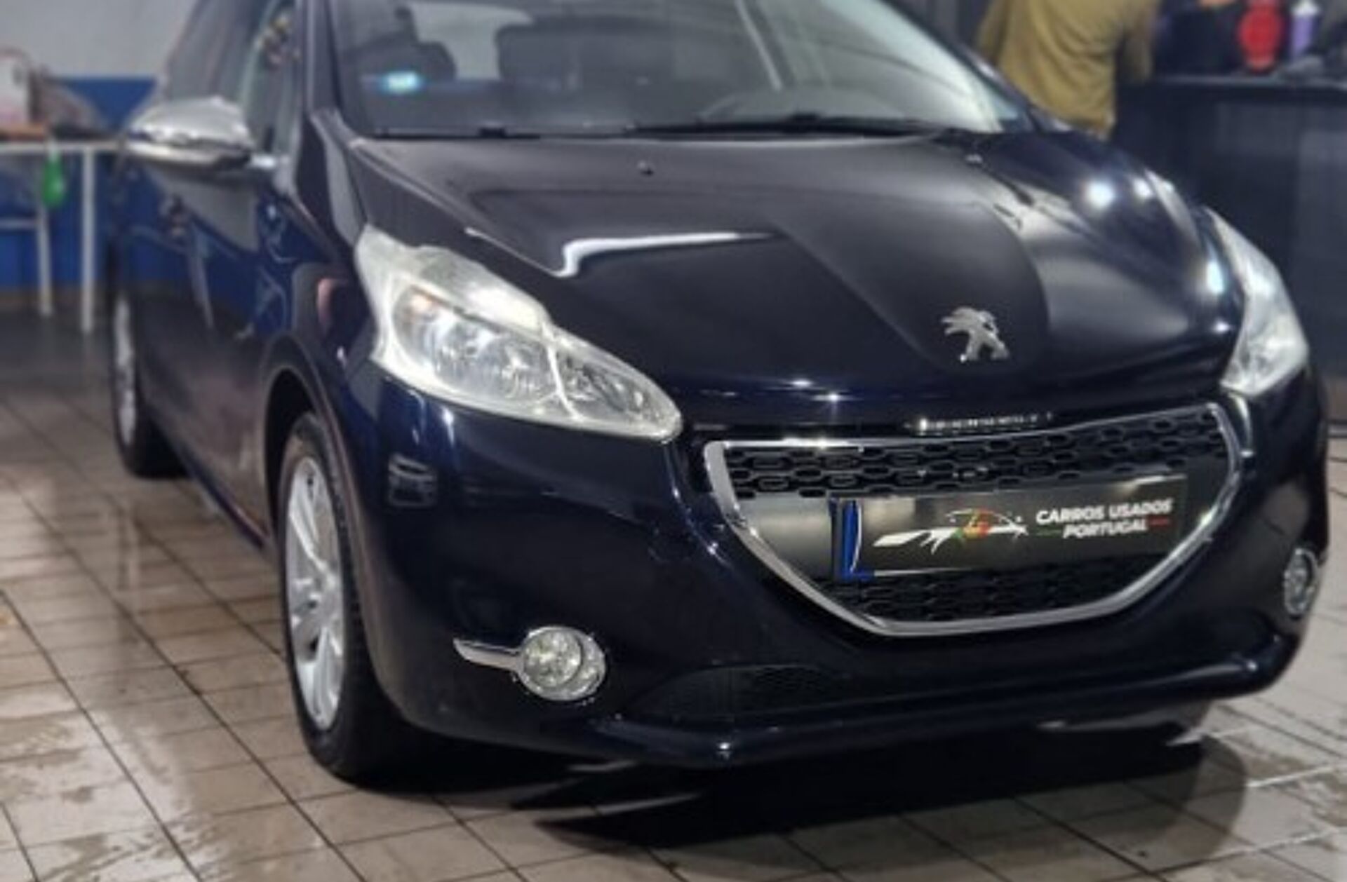 PEUGEOT 208 1.2 VTi SE Style
