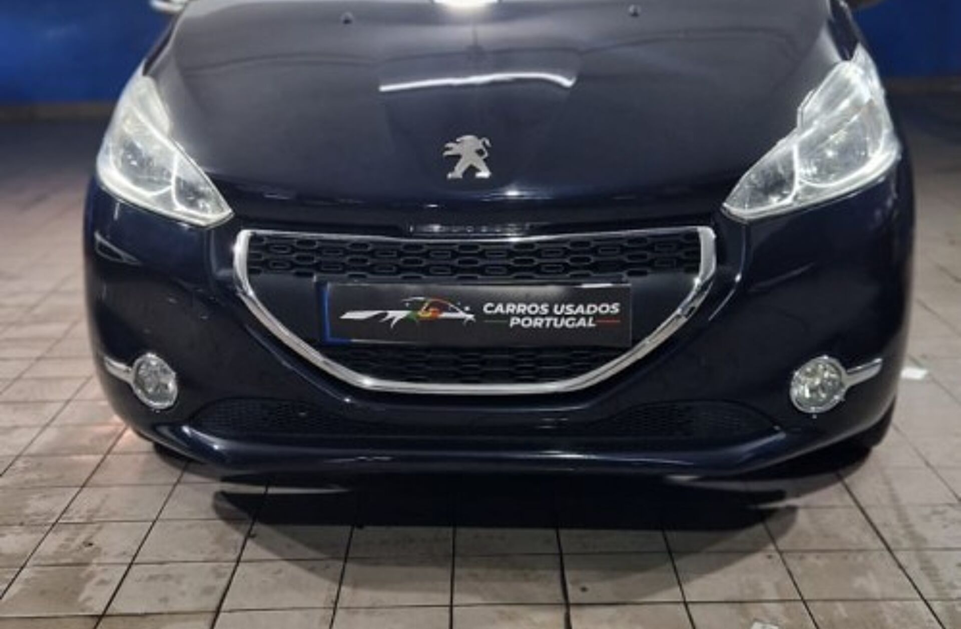 PEUGEOT 208 1.2 VTi SE Style
