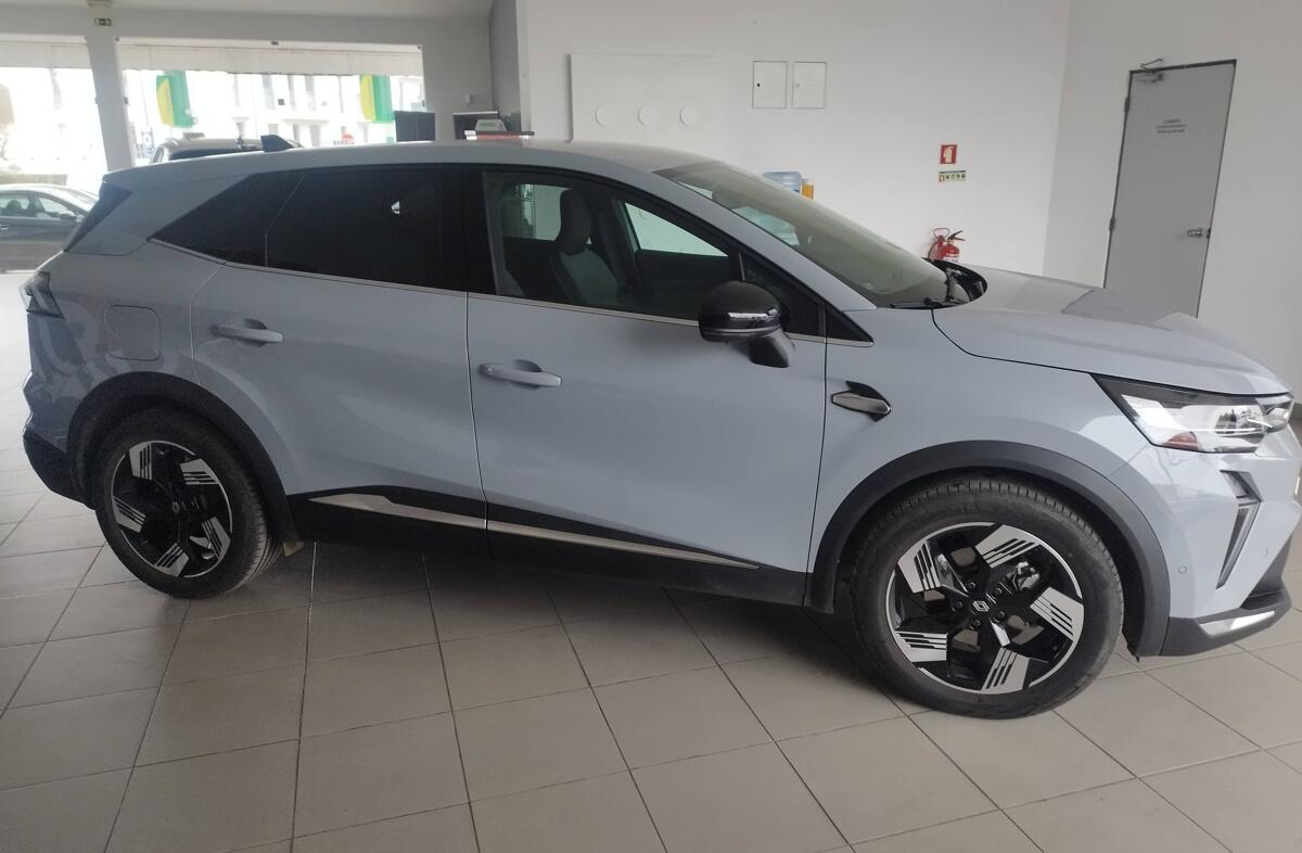 RENAULT Symbioz 1.6 E-Tech Full Hybrid Techno