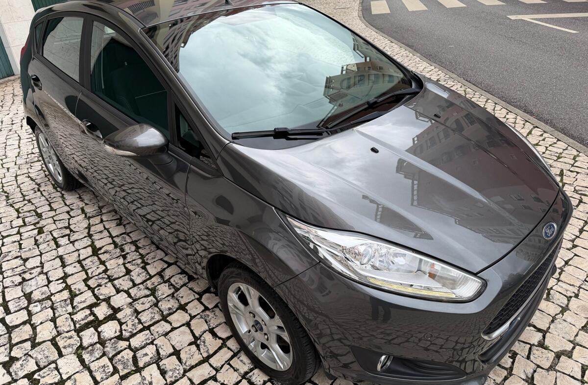 FORD Fiesta 1.0 EcoBoost Titanium