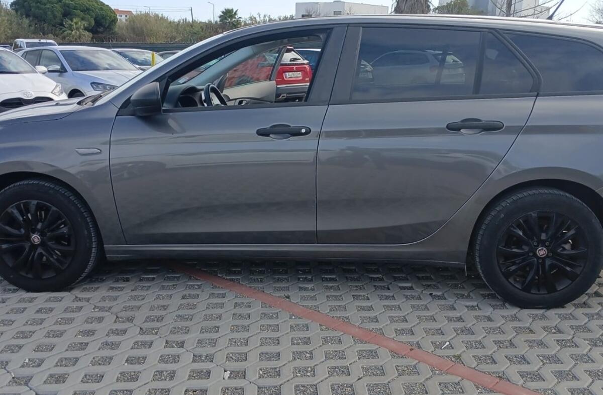 FIAT Tipo 1.4 Lounge