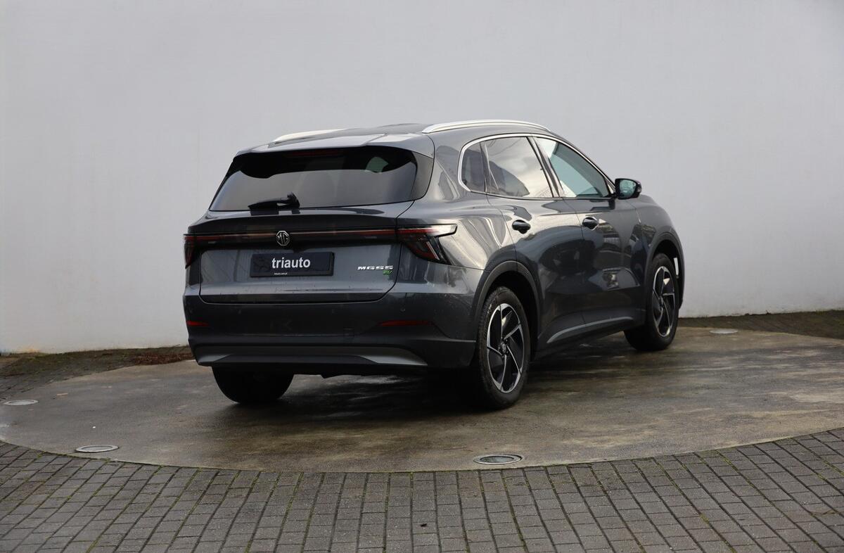 MG ZS 72.6 kWh Luxury