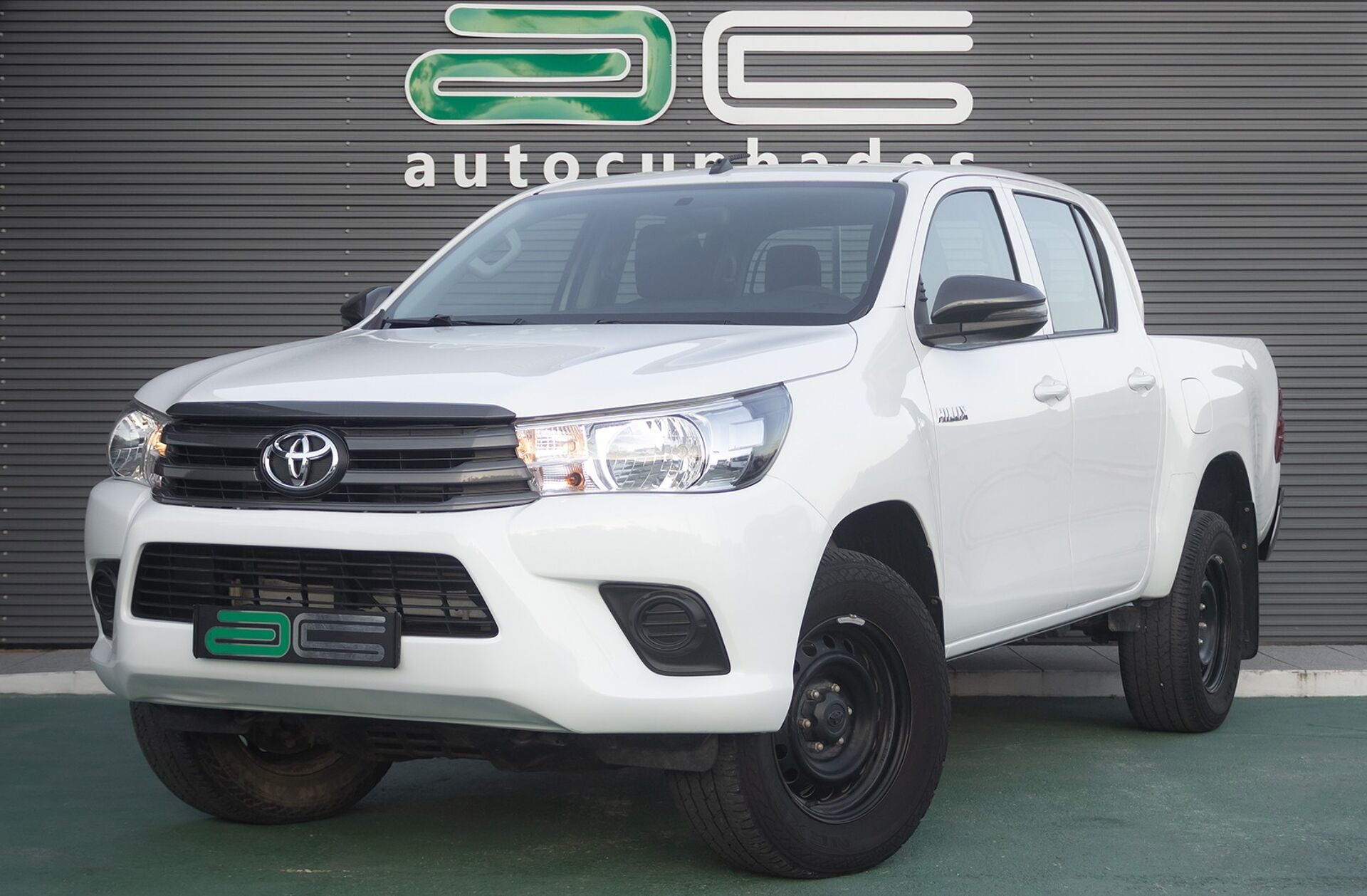TOYOTA Hilux 2.4 D-4D 4WD CD CM