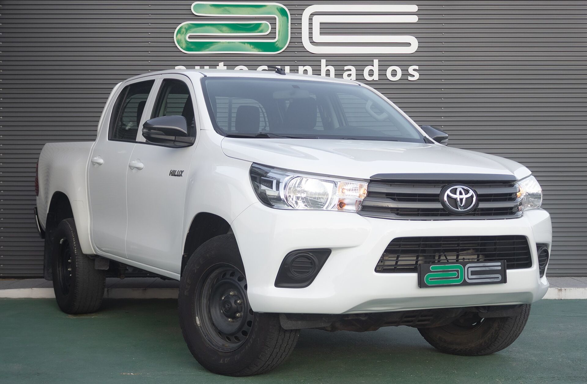 TOYOTA Hilux 2.4 D-4D 4WD CD CM