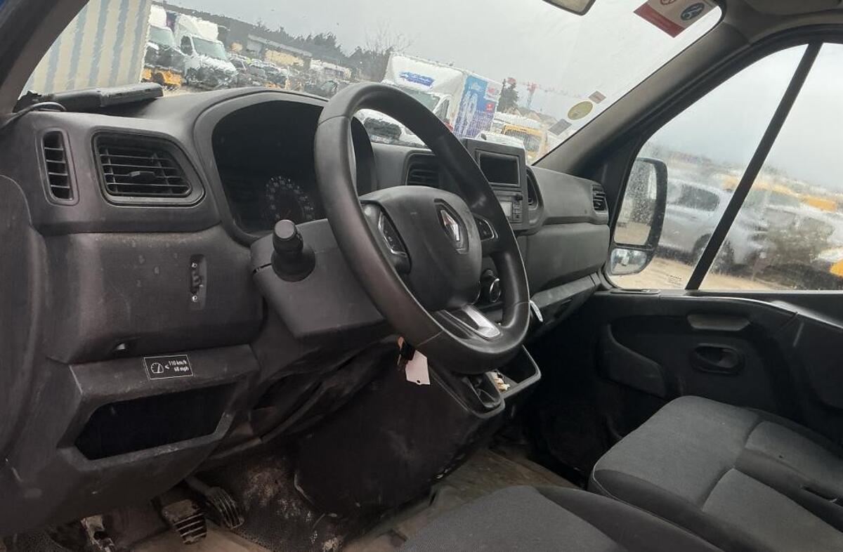RENAULT Master 2.3 dCi L3 3.5T