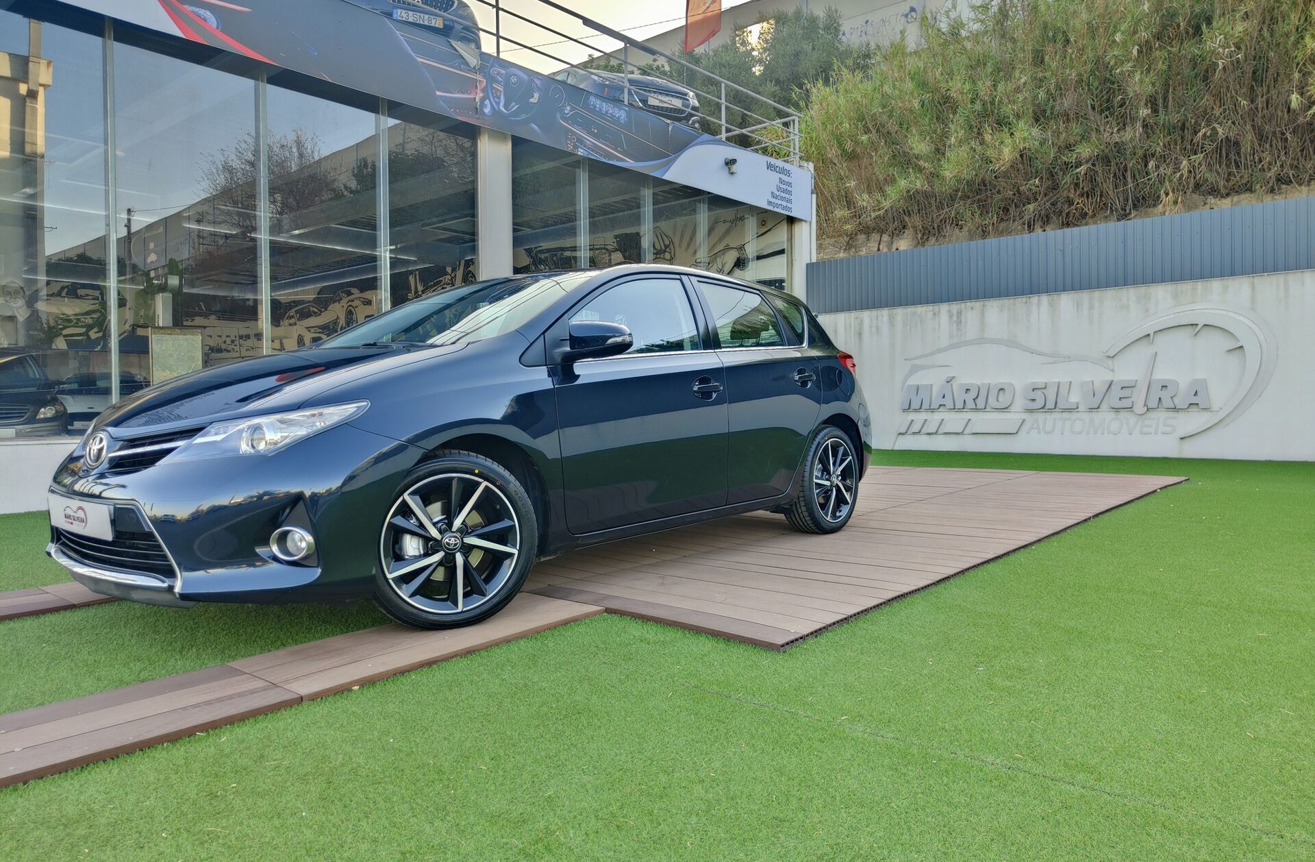 TOYOTA Auris 1.4 D-4D Com.+P.Sport+Navi