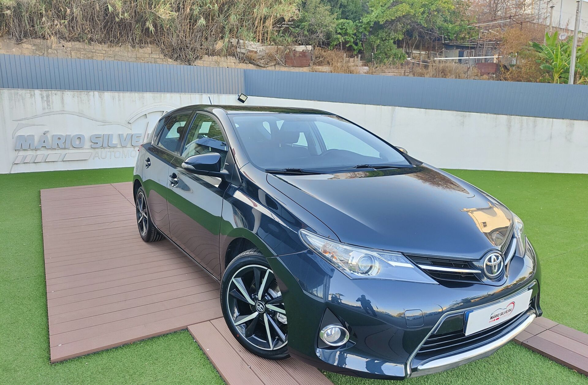 TOYOTA Auris 1.4 D-4D Com.+P.Sport+Navi