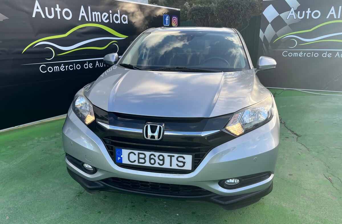 HONDA HR-V 1.5 i-VTEC Elegance CVT